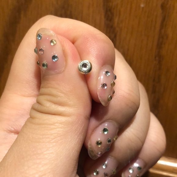 Chrome Hearts Half Hoop singular earring - Picture 7 of 7